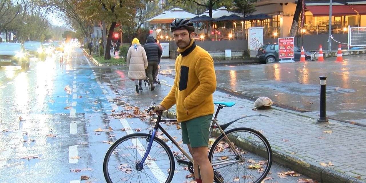 Bağdat Caddesi'ndeki Bisiklet Yolu Tehlike Saçıyor