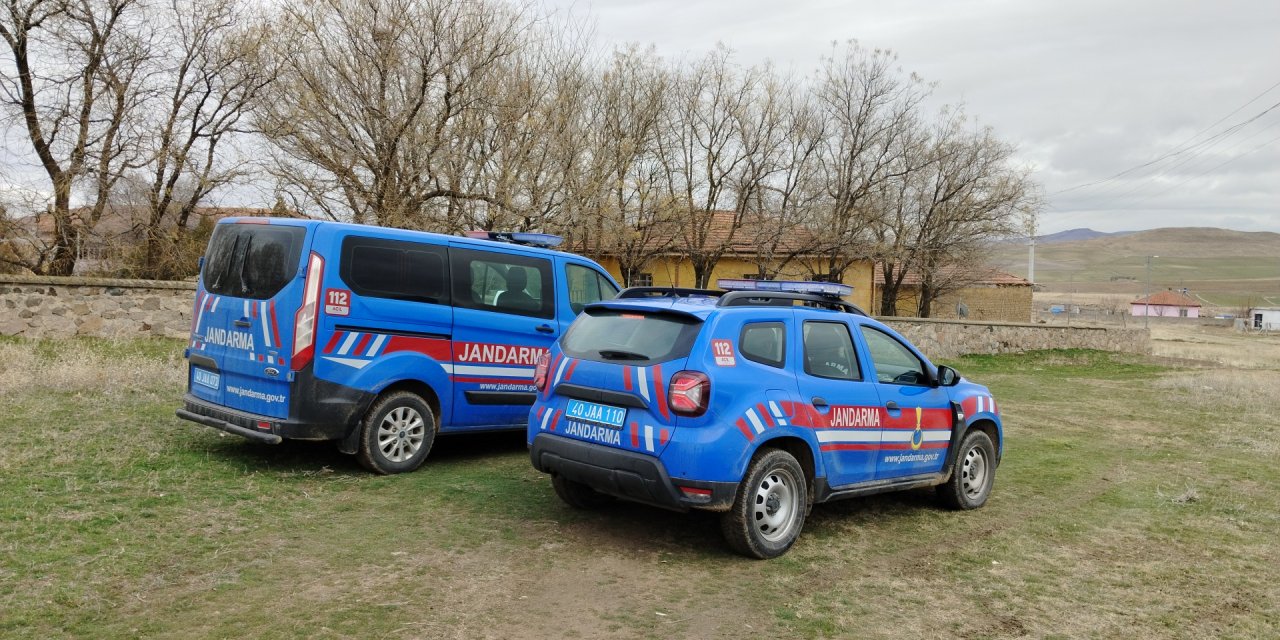 Kırşehir'de İki Eve Silahlı Saldırı: 3 Yaralı