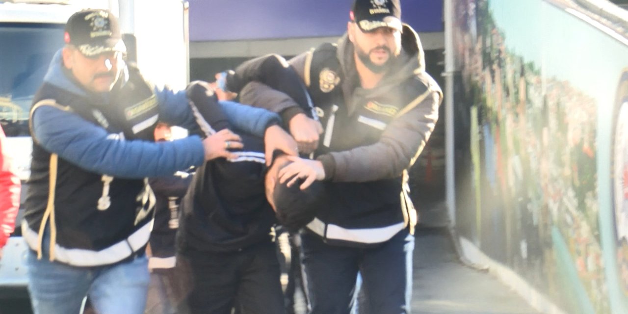 Ece Ronay İle Birlikte 6 Şüpheli Sağlık Kontrolüne Götürüldü-2