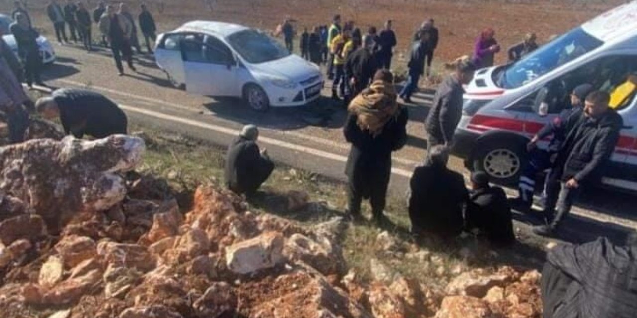 16 Yaşındaki Ehliyetsiz Sürücünün Kullandığı Otomobil Devrildi: 2 Ölü, 4 Yaralı