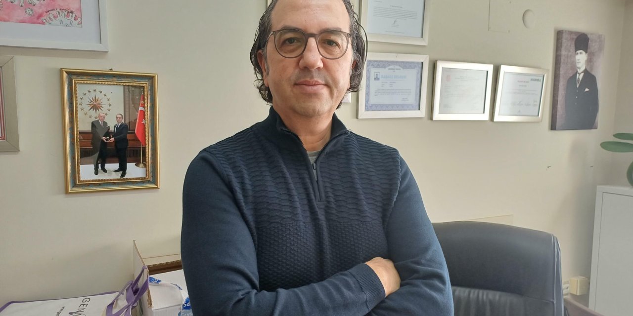 Prof. Dr. Şener: 2030-2040 Yıllarında Türkiye'nin Nüfusuna Eş Değer Sokak Hayvanıyla Karşı Karşıya Kalabiliriz