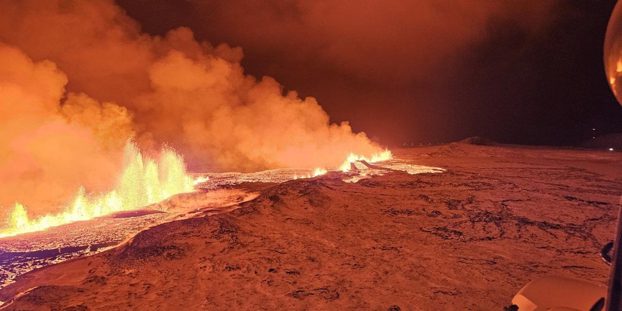 İzlanda’da Haftalardır Beklenen Yanardağ Patlaması Gerçekleşti