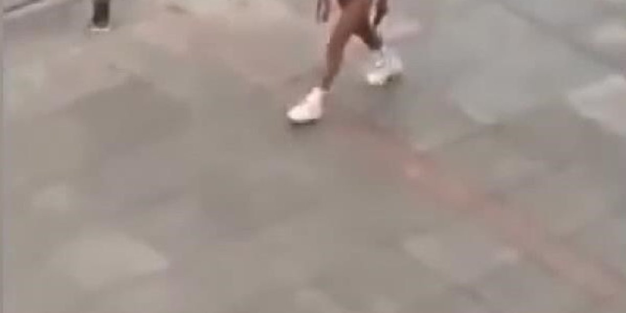 Bağdat Caddesi'nde Protestolarıyla Dikkat Çeken Kadına Yurtdışı Çıkış Yasağı