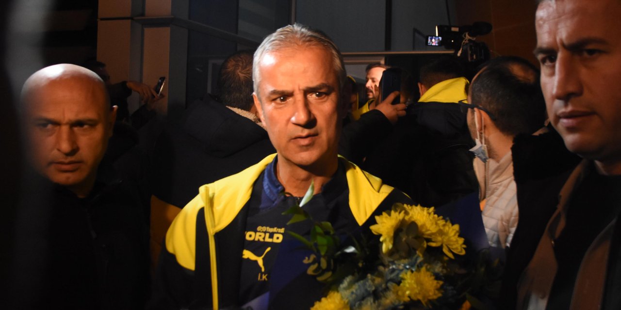 Fenerbahçe Kafilesi, Kayseri’de Çiçeklerle Karşılandı