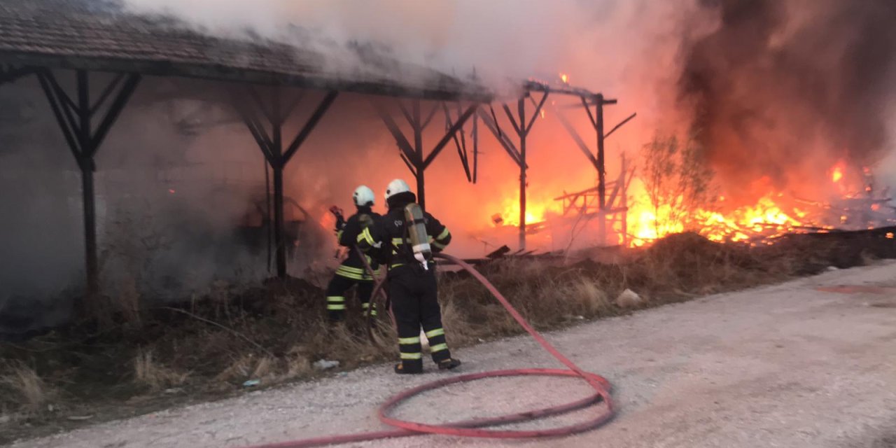 Çorum'da Tuğla Fabrikasında Yangın (2)