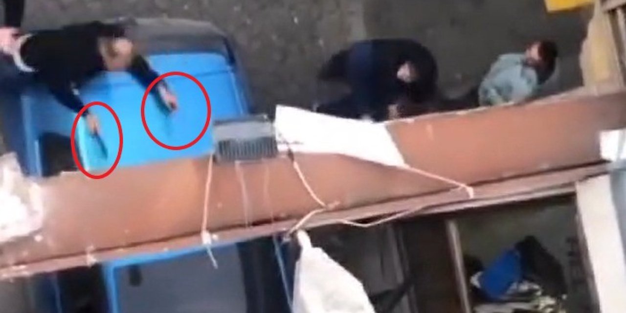 Tartıştığı Kardeşine Satır Ve Bıçakla Saldırdı; O Anlar Kamerada