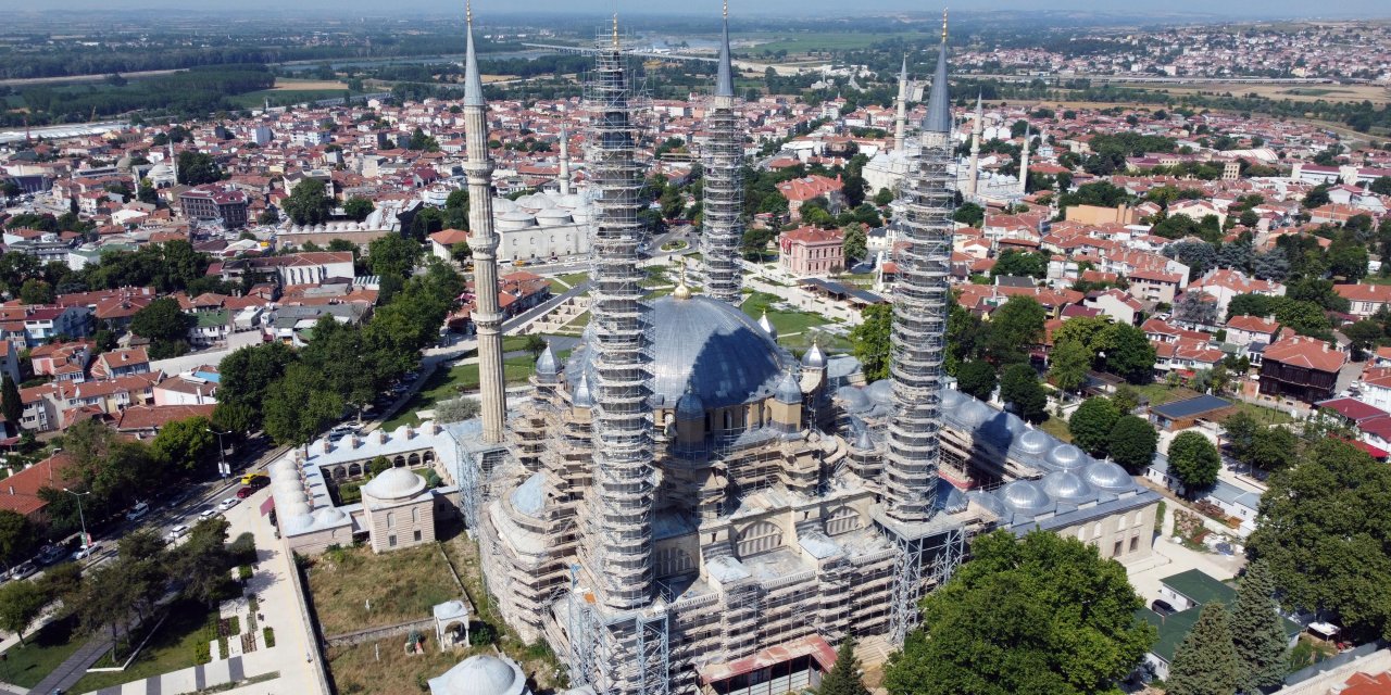 Vali Sezer: Selimiye Camisi'ndeki Restorasyon 2024'te Tamamlanacak