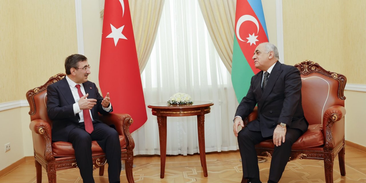 Cumhurbaşkanı Yardımcısı Yılmaz’dan Azerbaycan’da İkili Görüşmeler