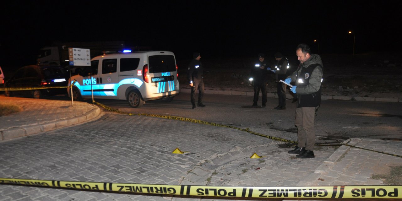 Eski Damat Ve Kayınpeder Arasında Bıçaklı Kavgası: 3 Yaralı