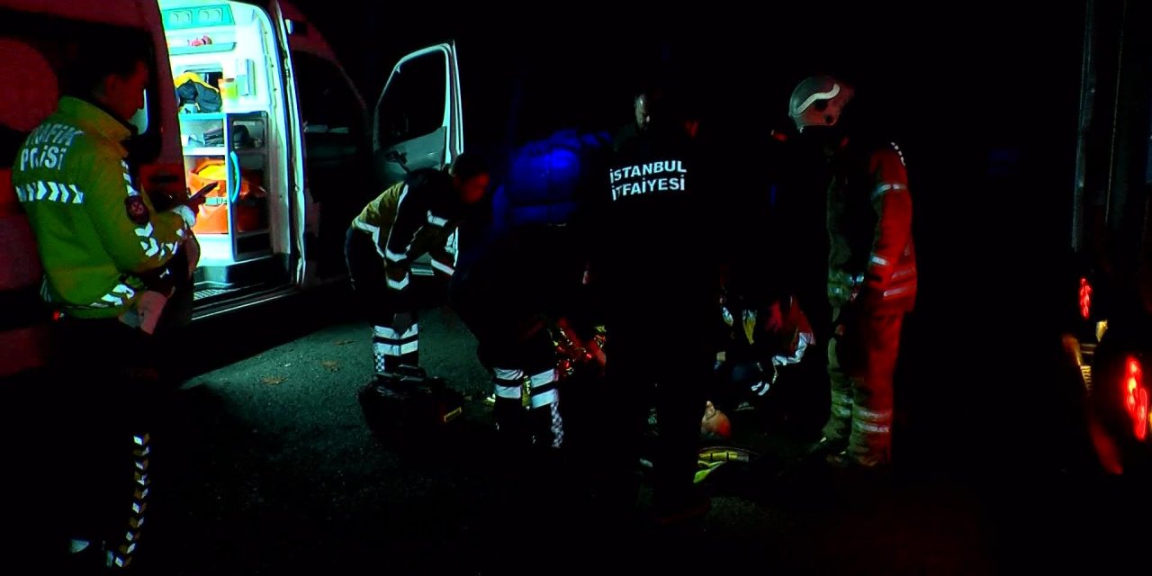 (Geniş Haber) Sarıyer'de Tır Kamyona Çarptı: 1 Ölü 2 Yaralı