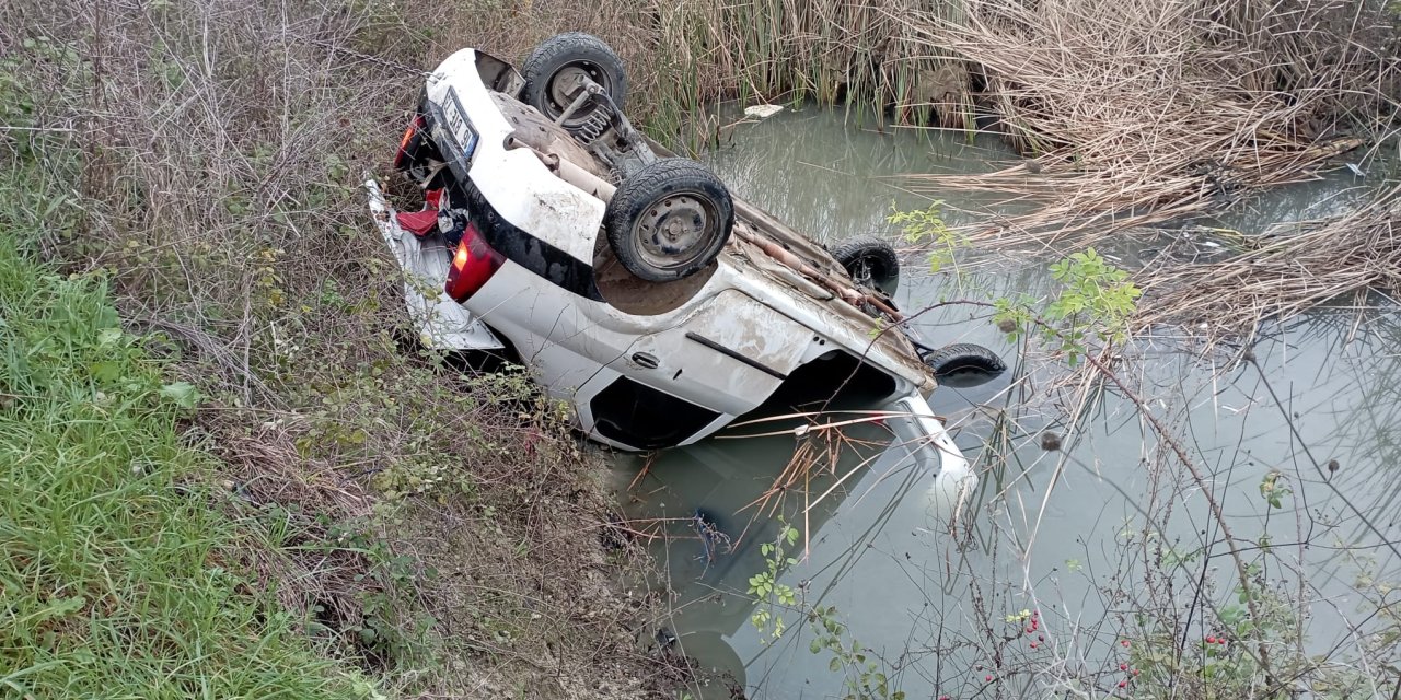 Bursa'da Otomobil Su Kanalına Düştü: 1'i Ağır 5 Yaralı