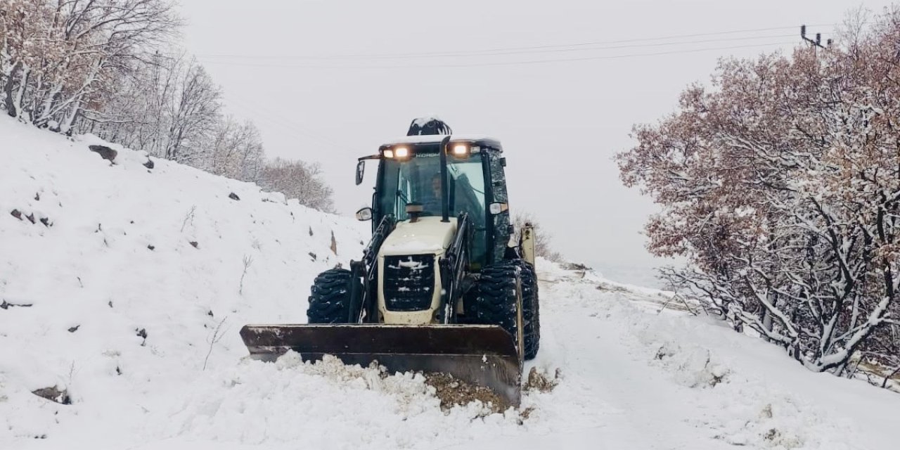 Tunceli’de Kar; 50 Köy Yolu Ulaşıma Kapandı
