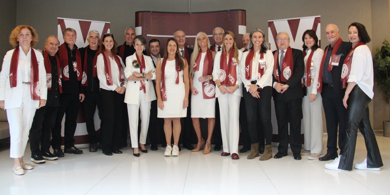 Türk Voleybolu Bir İlke Daha İmza Attı