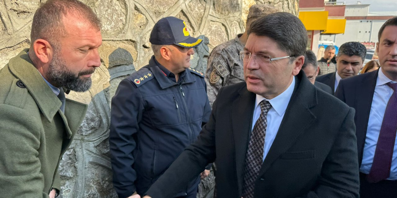 Bakan Tunç, Bartın'da Cenazeye Katıldı