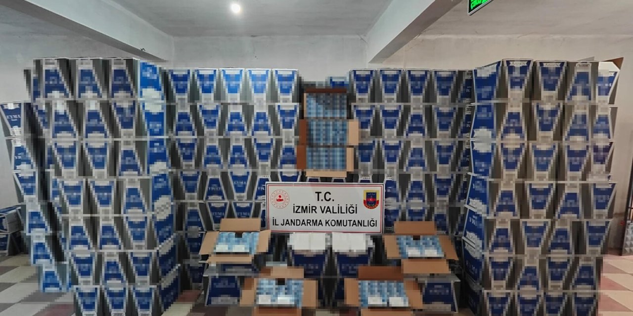 İzmir'de 5 Milyon 320 Bin Makaron Ele Geçirildi