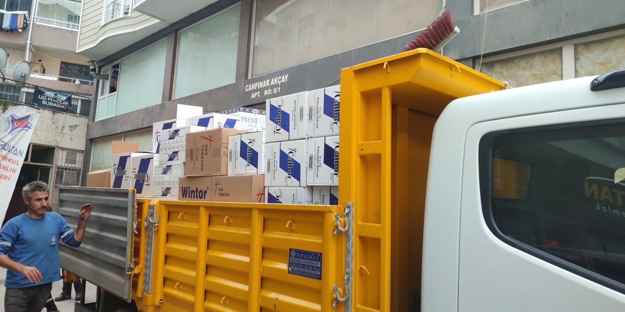 Bursa'da 2 Kamyonet Dolusu Kaçak Sigara, Tütün Ve Makoron Ele Geçirildi