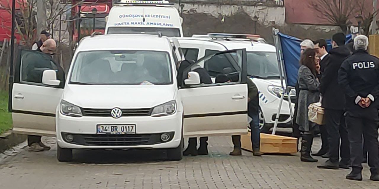 Kocaeli'den Cenaze İçin Düzce'ye Geldi, Husumetlisi Öldürdü