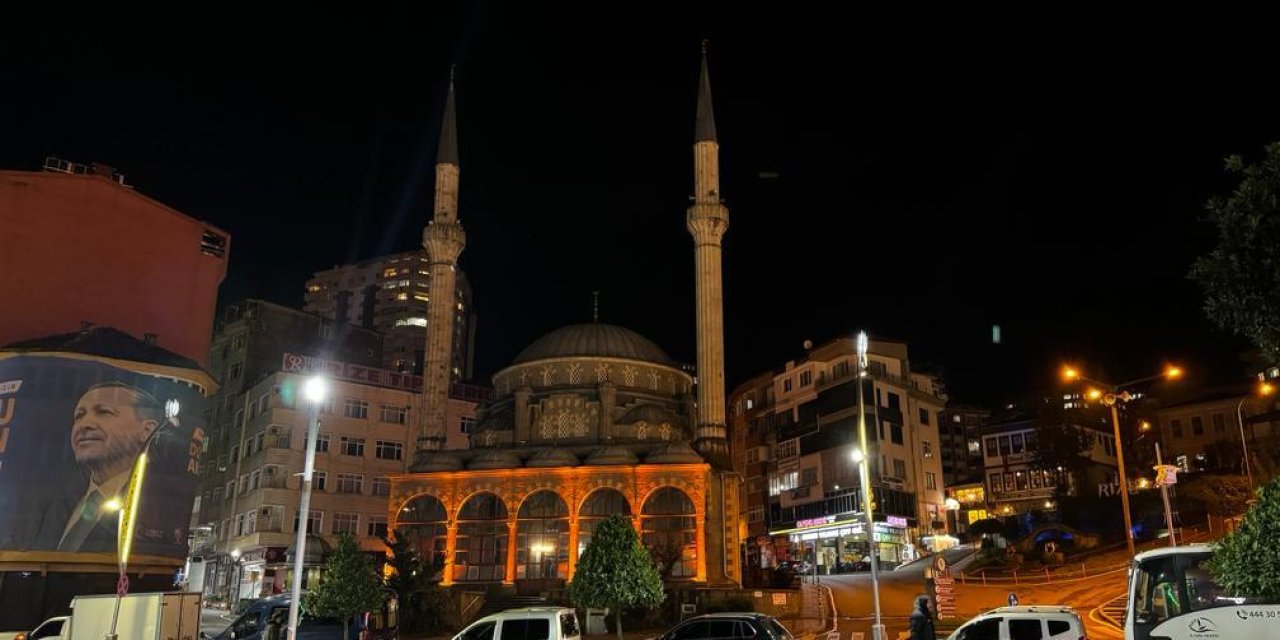 Rize'de Şehitler İçin Sabah Namazında Dua Edilecek