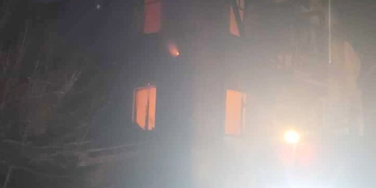 Çorum’da 3 Katlı Ahşap Ev Yandı: 1 Ölü