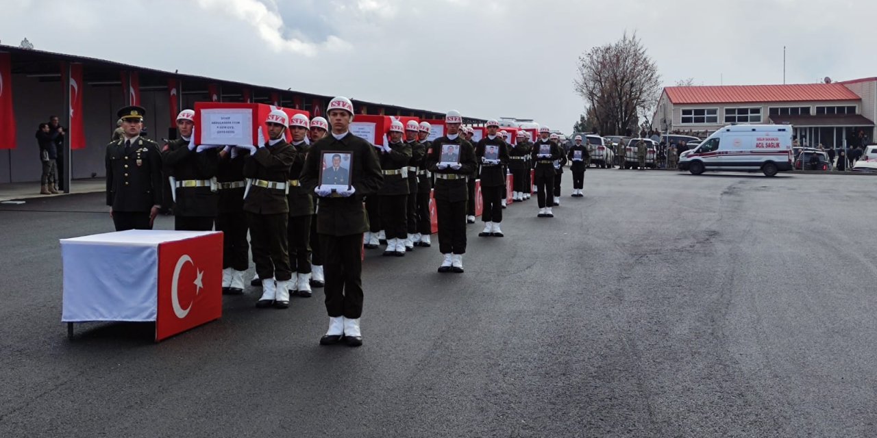 Pençe-kilit Şehitleri, Şırnak’taki Törenin Ardından Memleketlerine Uğurlandı