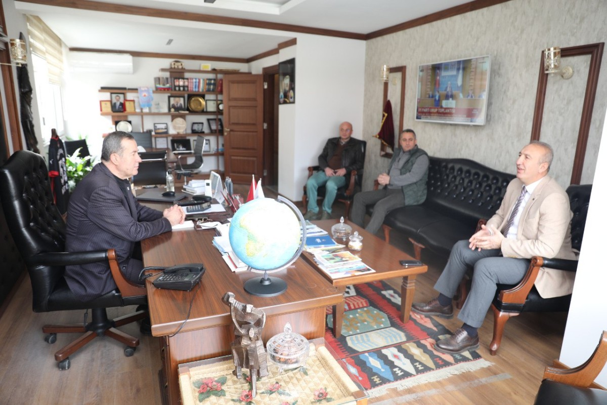 Rize Milletvekili Aday Adayı Gültekin, Seçim Çalışmalarını Sürdürüyor