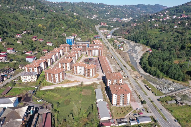 Rize'de 91 afetzede ailenin yeni konutları kura ile belirlendi