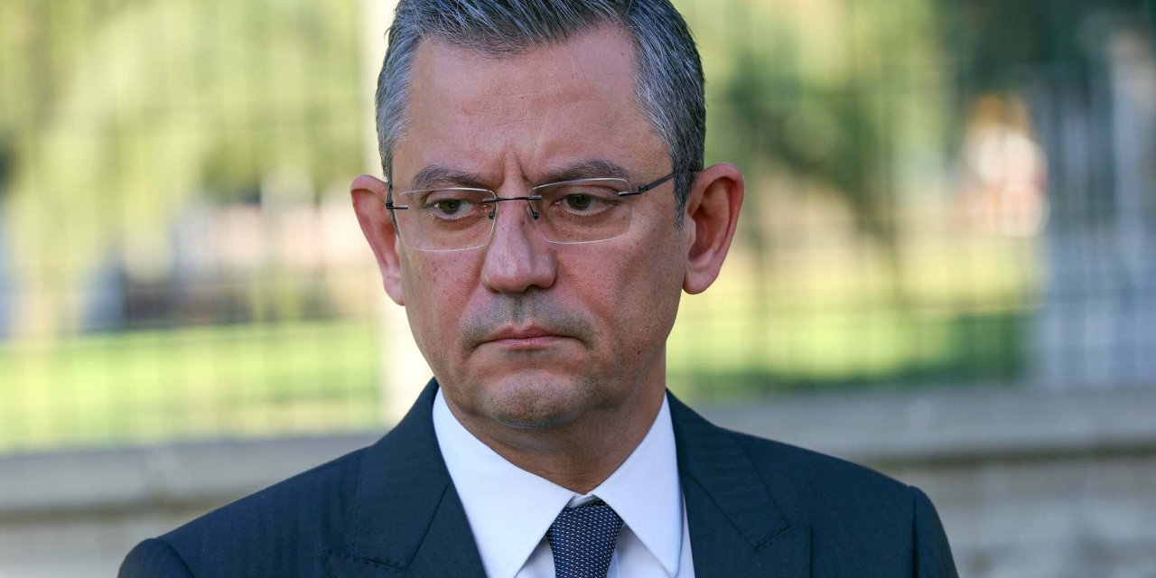 Özgür Özel: Bildiri İmzalamakla Şehit Gelmiyor Olsa Ben Günde 5 Bin Bildiriye İmza Atayım