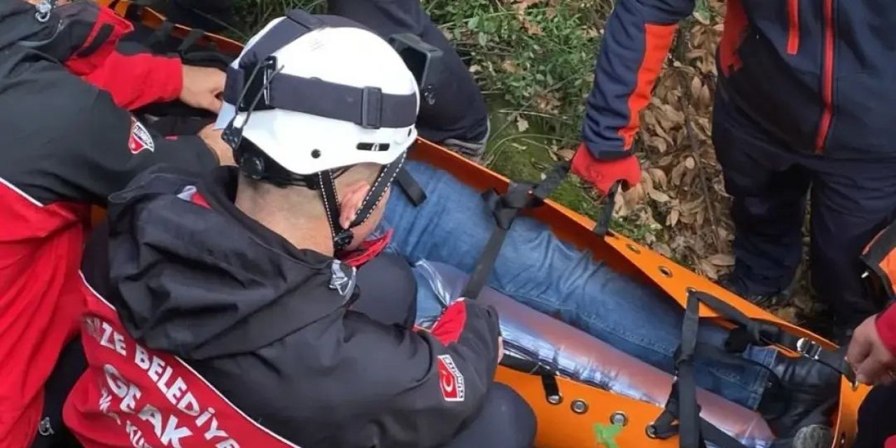 Ballıkayalar Kanyonu’nda Mahsur Kalan Kişi 2 Saatlik Çalışma İle Kurtarıldı