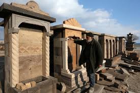 UNESCO listesine alınan "Ahlat Taş İşçiliği Geleneği" hünerli ellerle yaşatılıyor