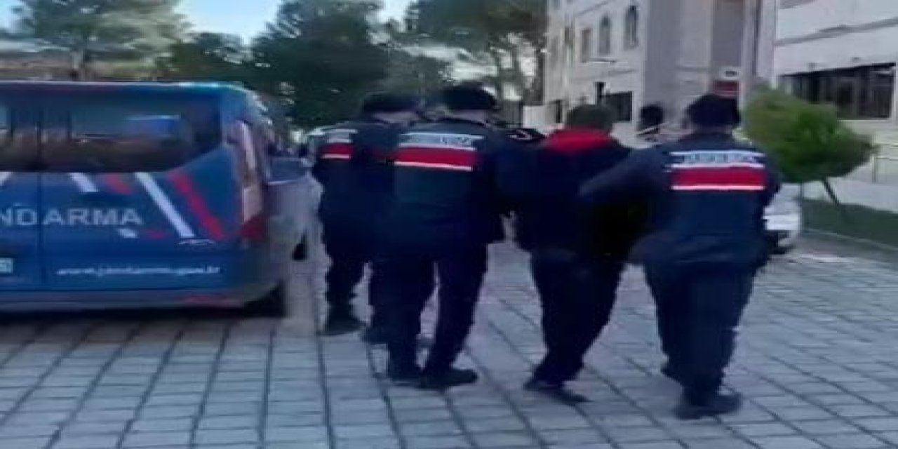 'Askeri Personel' Olduklarını Söyleyerek 500 Bin Tl Dolandıran Şüpheliler Yakalandı