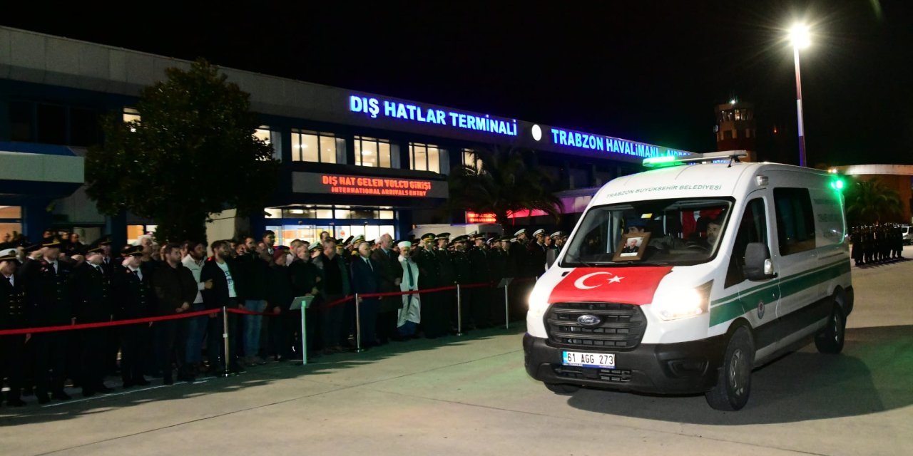 Pençe-kilit Şehitleri, Hakkari'deki Törenin Ardından Memleketlerine Uğurlandı (2)