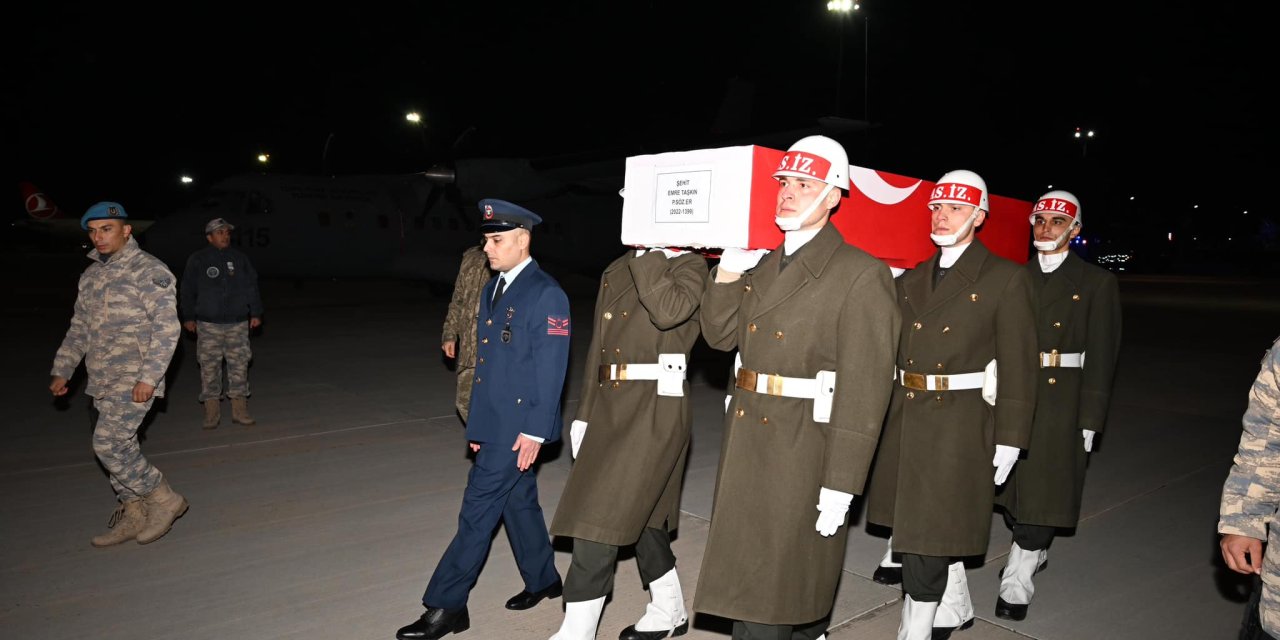 Pençe-kilit Şehitleri, Hakkari'deki Törenin Ardından Memleketlerine Uğurlandı (3)