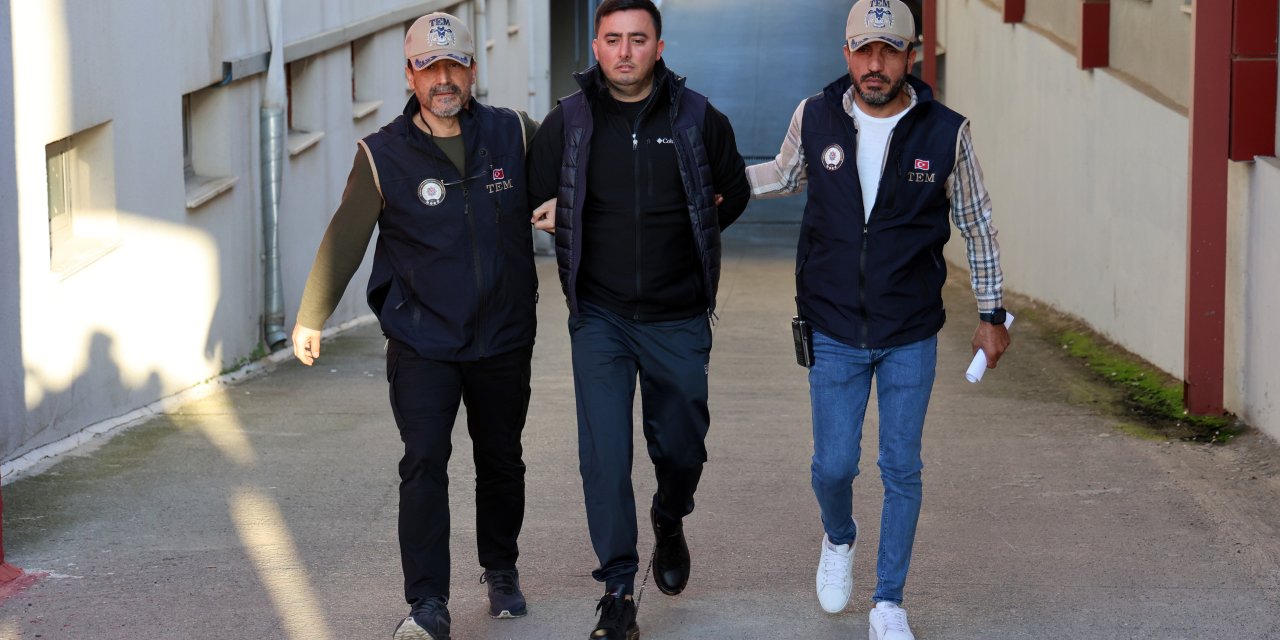 Adana'da 8 Yıl Hapisle Aranan Mkp'li Yakalandı