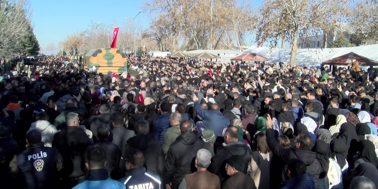 Şehit Emre Taşkın, Malatya'da Son Yolculuğuna Uğurladı