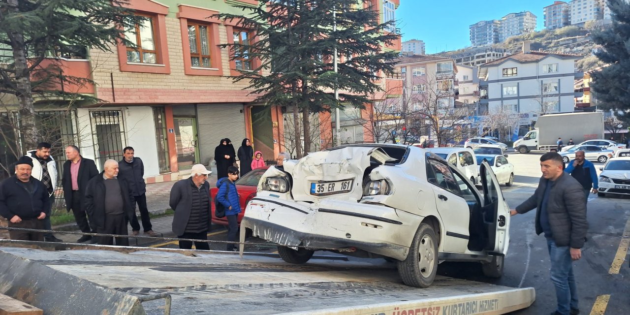Yokuşta Kayan Yol Silindiri, 7 Araca Çarptı
