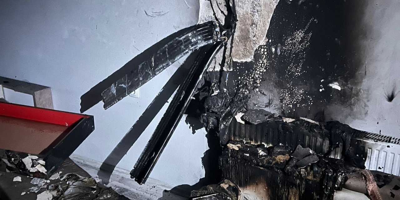 Mardin'de, Klima Motorunun Patladığı Evde Yangın Çıktı