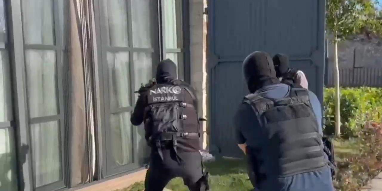 Kırmızı Bültenle Aranan Organize Suç Örgütü Lideri İstanbul'da Yakalandı