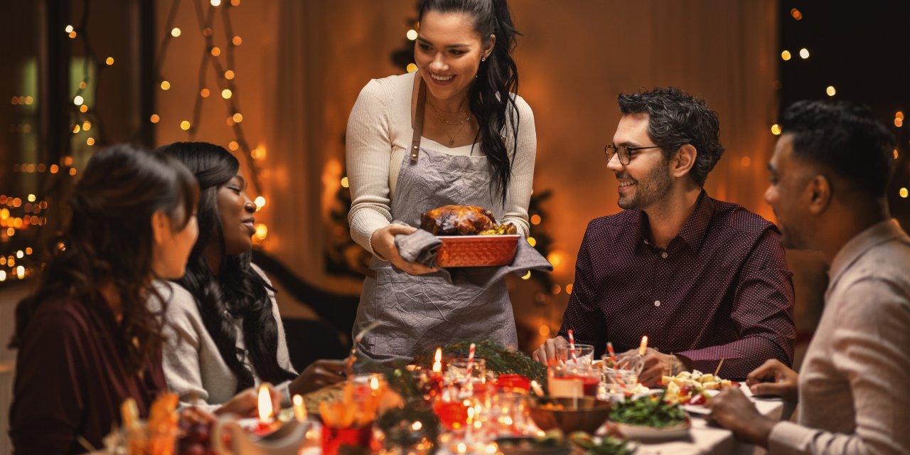 “Yılbaşı Akşamı Çok Yiyeceğinize Kendinizi Şartlanmayın”