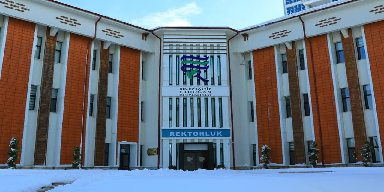 Recep Tayyip Erdoğan Üniversitesi 33 Sözleşmeli Personel Alacak
