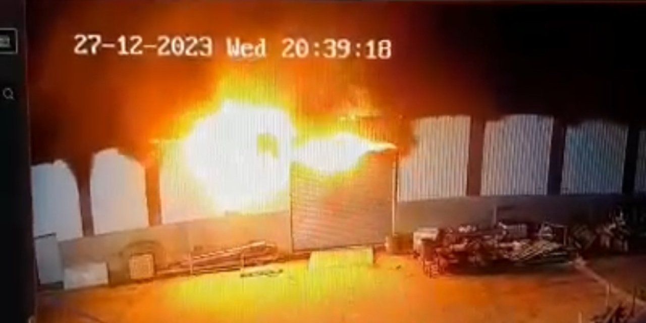 Rize'de mobilya firmasına ait depo yandı