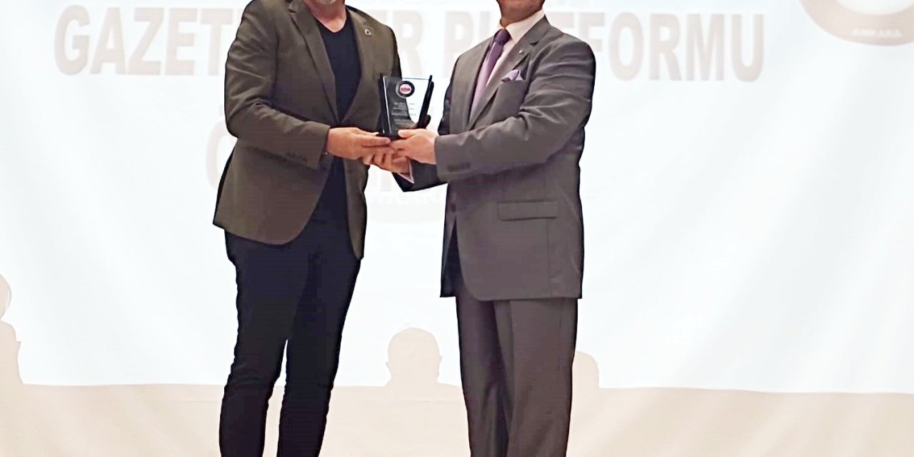 Dha Muhabiri Ercan Ata'ya 'Yılın En Başarılı Spor Habercisi' Ödülü