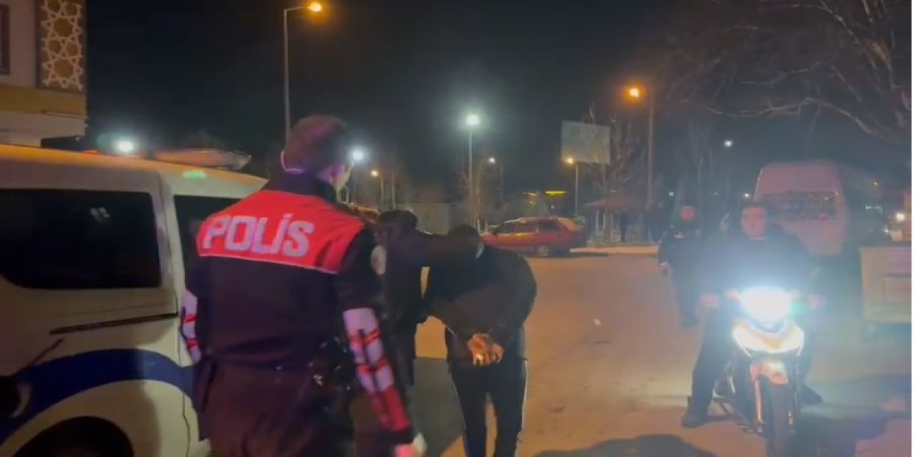 Polisten Kaçan Alkollü Sürücü, Saklandığı Mezarlıkta Yakalandı