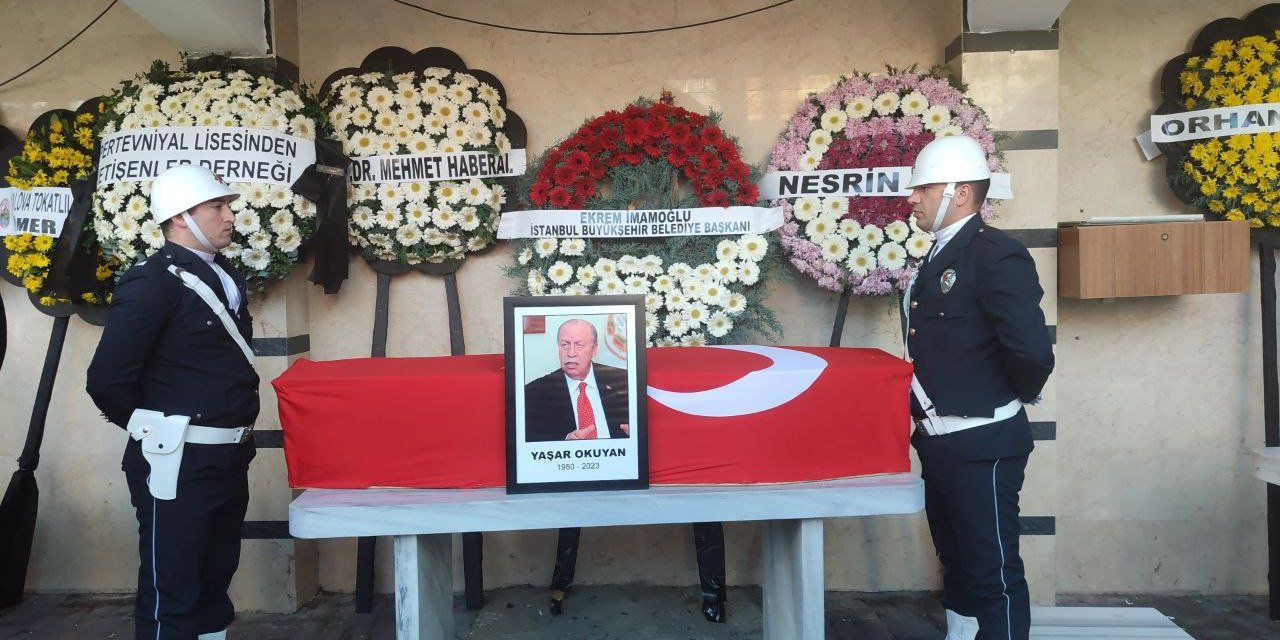 Eski Bakan Yaşar Okuyan, Yalova'da Toprağa Verildi