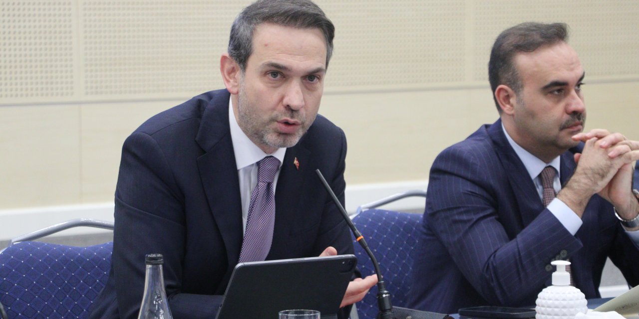 Bakan Bayraktar: Cari Açığı Ülkemizin Gündeminden Çıkarmayı Hedefliyoruz