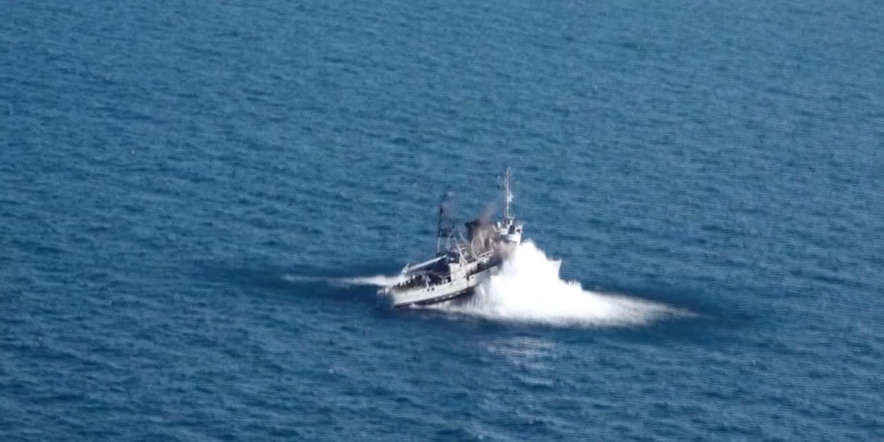 Yerli Torpido 'Akya' Hedefi Tam İsabetle Vurdu