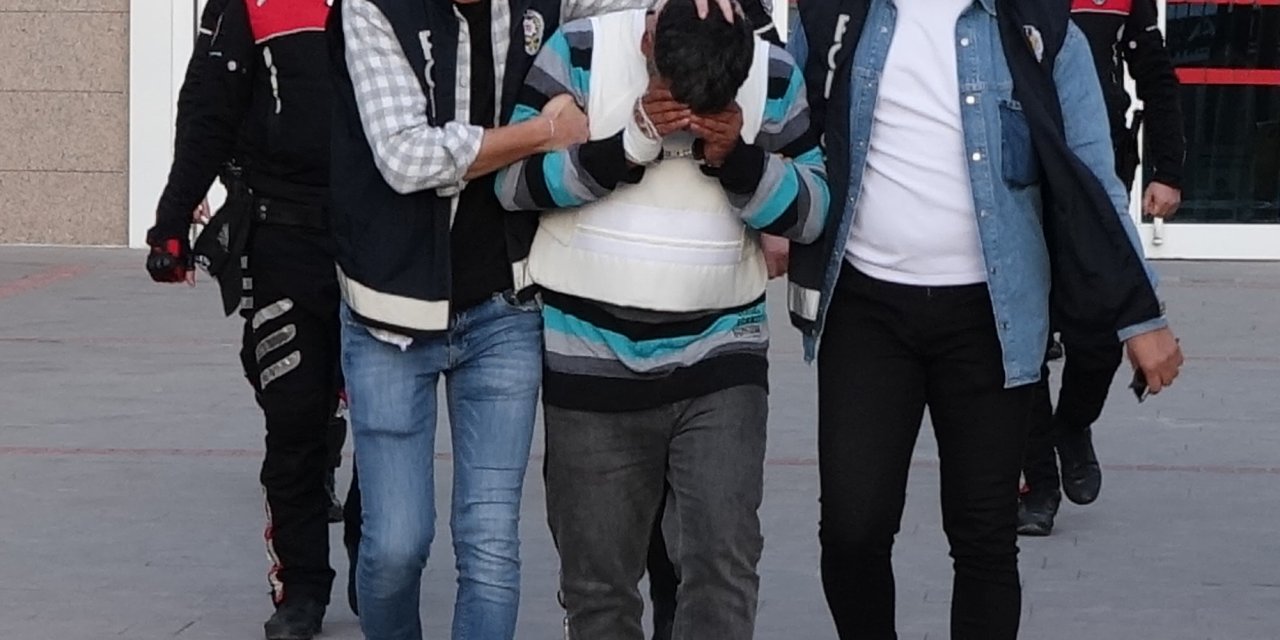 Yaşlı Çiftten 1'i Öldürüp, Diğerini Yaralayan Sanığa Ağırlaştırılmış Müebbet İle 35 Yıla Kadar Hapis İstemi