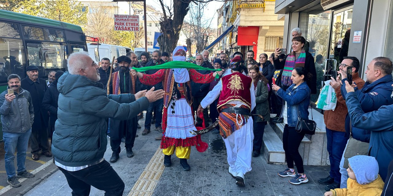 Tunceli’de Yeni Yıl, ‘Gağan’ Geleneğiyle Kutlandı
