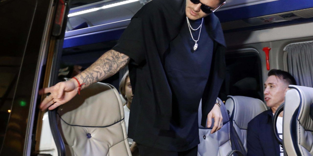 Galatasaray Kafilesi, Konakladığı Otelden Ayrıldı