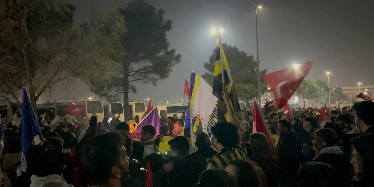 Fenerbahçe, İstanbul'da Coşkuyla Karşılandı