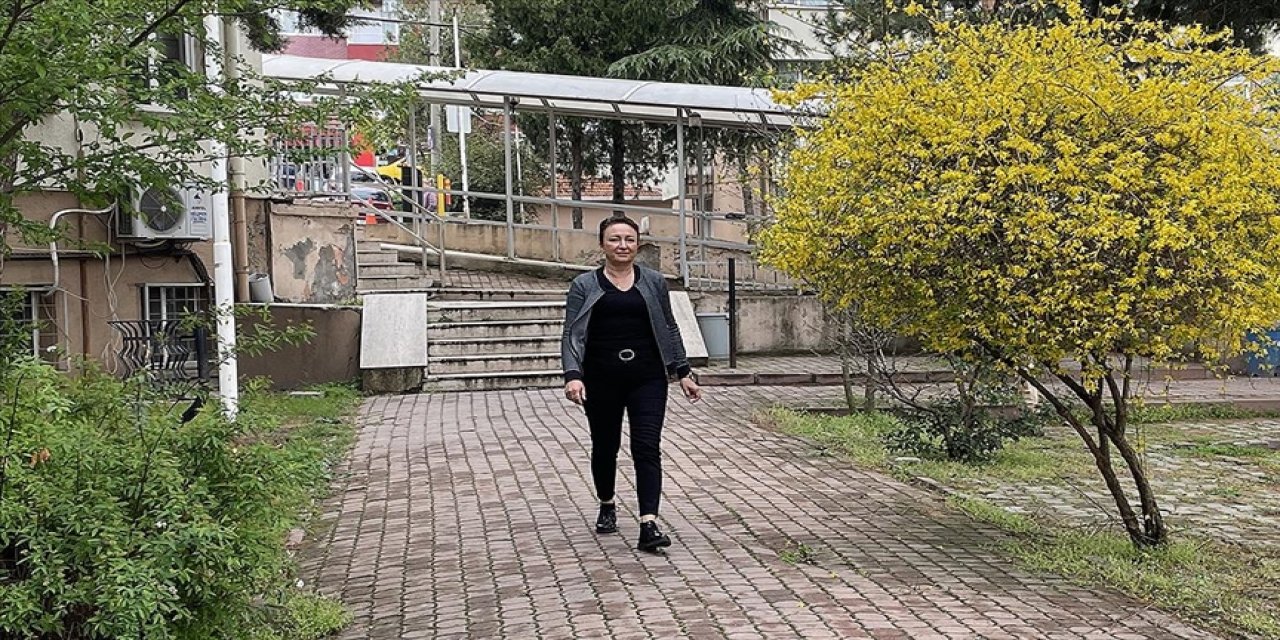 Kanseri ikinci kez atlatan kadından diğer hastalara "iyileşmeye inanın" çağrısı
